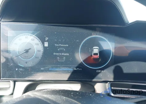 2024 Hyundai Elantra Sel from USA, damaged, VIN KMHLM4DG1RU740366